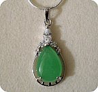 pendentif en jade et argent 925